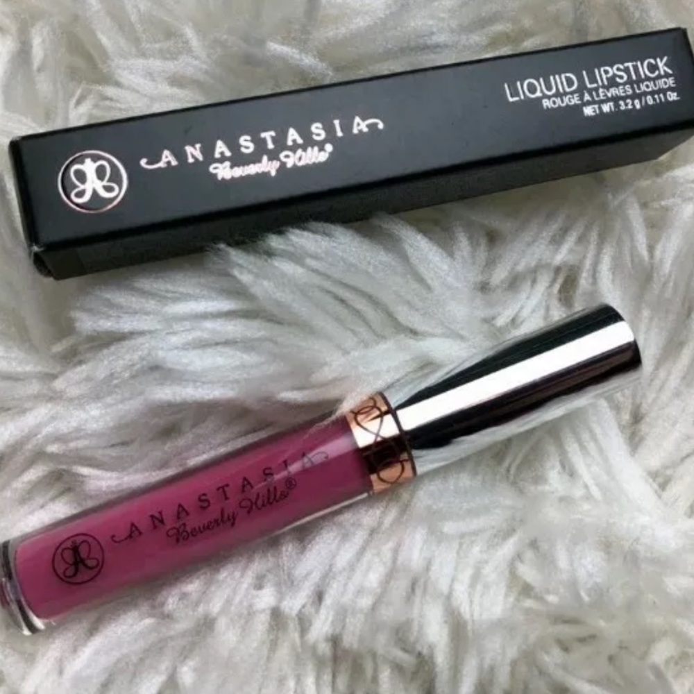 NEW ABH Lippie in Soft Lilac